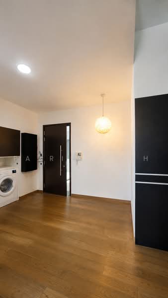 16 @ Amber, 16 Amber Road, 2 Bedrooms, 667 sqft, Apartment For Sale, by Patrick Kuah, 500235267 - Entrance - PropertyGuru.com.sg
