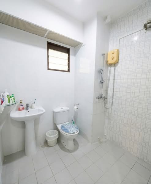2B Sri Geylang Serai, 2B Geylang Serai, 3 Bedrooms, 1,022 sqft, HDB Flat For Sale, by Robbie Chen Chee Howe, 500235268 - PropertyGuru.com.sg