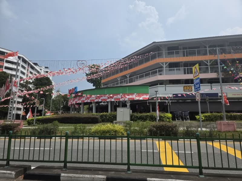 492 Jurong West Street 41, 492 Jurong West Street 41, 2 Bedrooms, 689 sqft, HDB Flat For Sale, by Yi Long Lim, 500235274 - Exterior - PropertyGuru.com.sg