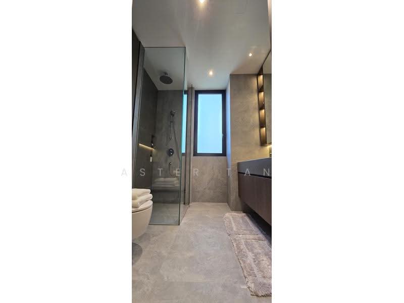 AMBERWOOD at Holland, 32 Holland Link, Tanglin / Holland / Bukit Timah, 4 Bedrooms, 1,076 sqft, Condominium For Sale, by Aster Tan, 500235277 - Bathroom - PropertyGuru.com.sg