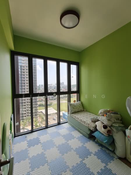 Midwood, 8 Hillview Rise, 2 Bedrooms, 775 sqft, Condominium For Sale, by Eleanor Eng, 500235281 - Bedroom - PropertyGuru.com.sg