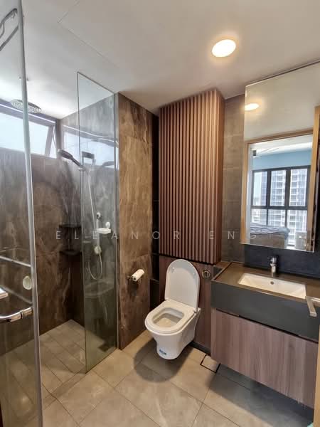 Midwood, 8 Hillview Rise, 2 Bedrooms, 775 sqft, Condominium For Sale, by Eleanor Eng, 500235281 - Bathroom - PropertyGuru.com.sg