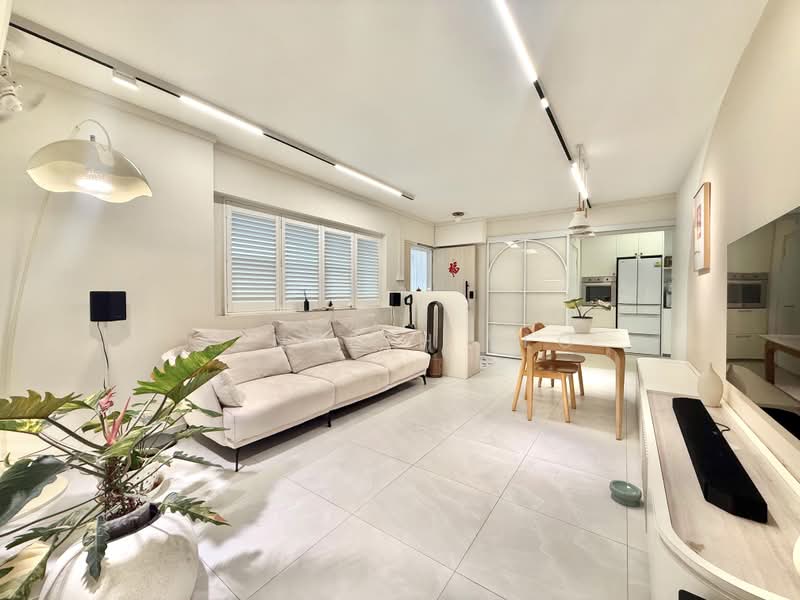 131B Kim Tian Road, 131B Kim Tian Road, 3 Bedrooms, 980 sqft, HDB Flat For Sale, by Kenneth Yeo, 500235288 - Living Room - PropertyGuru.com.sg
