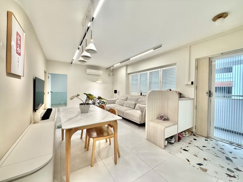 131B Kim Tian Road, 131B Kim Tian Road, 3 Bedrooms, 980 sqft, HDB Flat For Sale, by Kenneth Yeo, 500235288 - Living Room - PropertyGuru.com.sg
