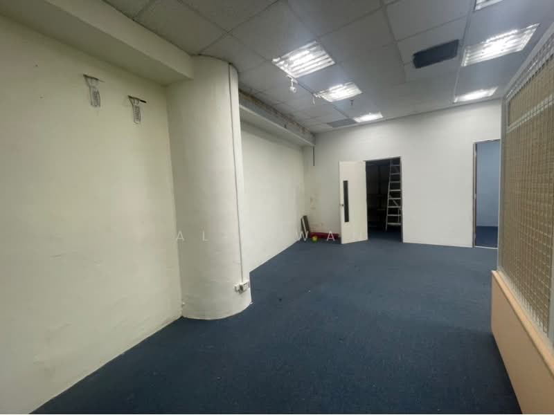 Sim Lim Tower, 10 10, Farrer Park / Serangoon Rd, 1,398 sqft, Mall Shop For Sale, by Alex Wan, 500235289 - CommercialGuru.com.sg