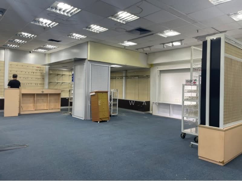 Sim Lim Tower, 10 10, Farrer Park / Serangoon Rd, 1,398 sqft, Mall Shop For Sale, by Alex Wan, 500235289 - CommercialGuru.com.sg