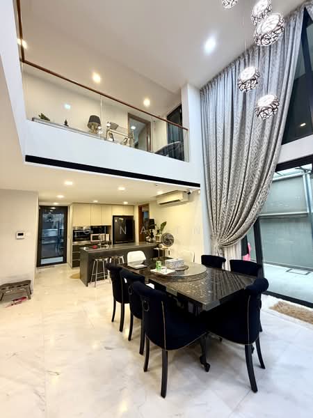 Serangoon Garden Estate, Semi D at Serangoon Garden Estate, 6 Bedrooms, 5,800 sqft, Semi-Detached House For Sale, by Gina Tng, 500235324 - Dining Room - PropertyGuru.com.sg