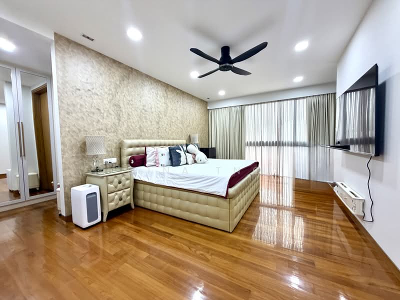 Serangoon Garden Estate, Semi D at Serangoon Garden Estate, 6 Bedrooms, 5,800 sqft, Semi-Detached House For Sale, by Gina Tng, 500235324 - Bedroom - PropertyGuru.com.sg