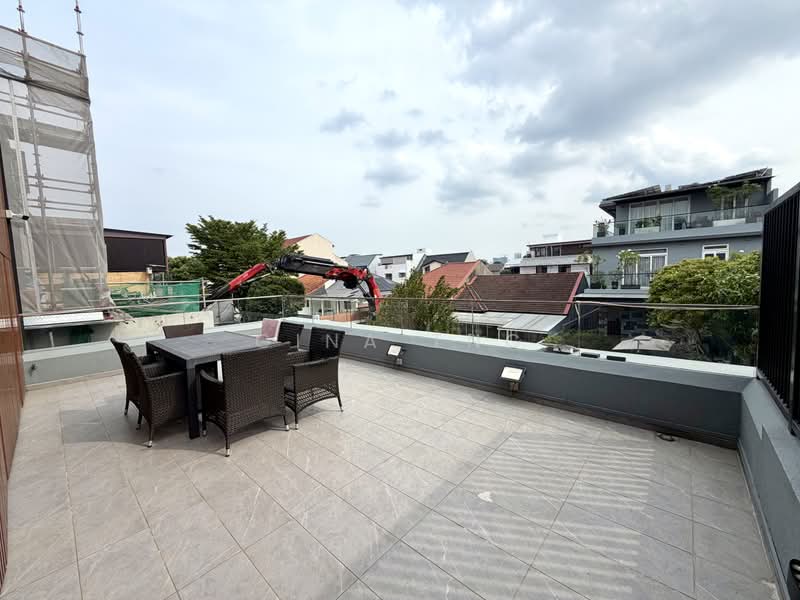 Serangoon Garden Estate, Semi D at Serangoon Garden Estate, 6 Bedrooms, 5,800 sqft, Semi-Detached House For Sale, by Gina Tng, 500235324 - Balcony - PropertyGuru.com.sg