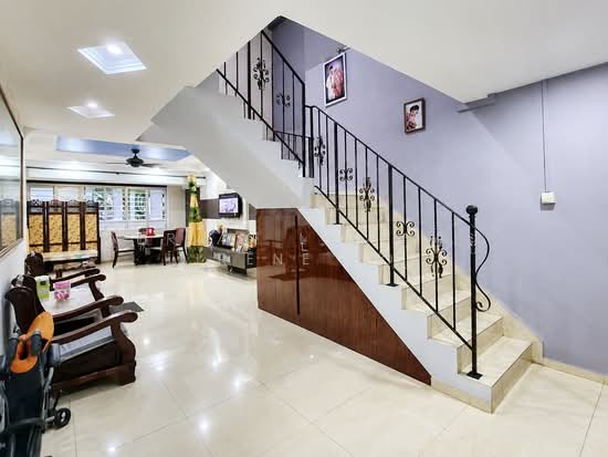 For Rent - 559 Jurong West Street 42