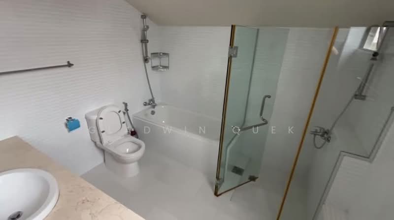 Chestnut Crescent, Chestnut Crescent, 4 Bedrooms, 4,000 sqft, Good Class Bungalow For Rent, by Gladwin Quek, 500235337 - Bathroom - PropertyGuru.com.sg