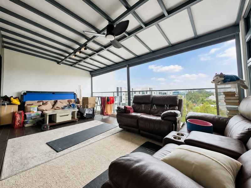 Hedges Park Condominium, 73 Flora Drive, 3 Bedrooms, 1,798 sqft, Condominium For Sale, by Edwin Tan, 500235341 - Balcony - PropertyGuru.com.sg