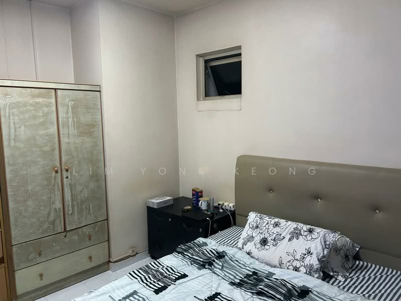 730 Jurong West Street 72, 730 Jurong West Street 72, 3 Bedrooms, 1,109 sqft, HDB Flat For Sale, by Lim Yong Keong, 500235342 - Bedroom - PropertyGuru.com.sg