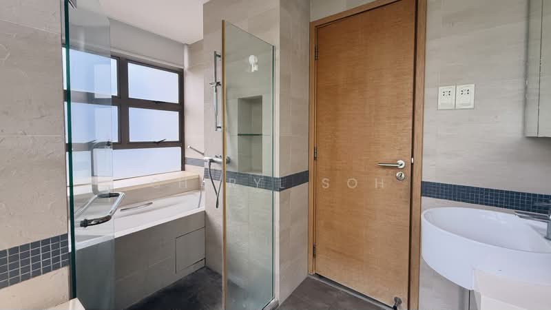 Sea Avenue Residences, 11 Sea Avenue, 2 Bedrooms, 603 sqft, Condominium For Rent, by Cheryl Soh, 500235345 - Master Bathroom - PropertyGuru.com.sg