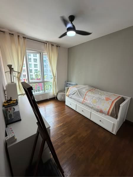 The Floravale, 218 Westwood Avenue, 3 Bedrooms, 1,227 sqft, Condominium For Sale, by Leslie Chan, 500235348 - PropertyGuru.com.sg