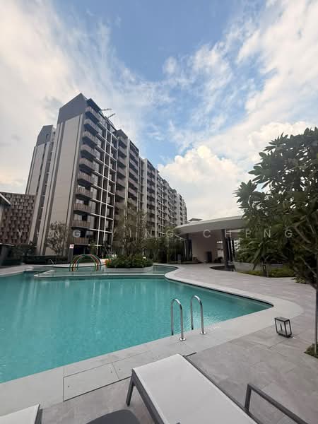 Norwood Grand, , 4 Bedrooms, 1,313 sqft, Condominium For Sale, by Ying Ying Cheng, 500235362 - Exterior - PropertyGuru.com.sg