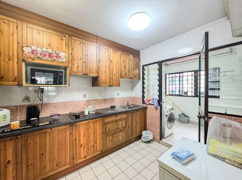 680A Jurong West Central 1, 680A Jurong West Central 1, 4 Bedrooms, 1,453 sqft, HDB Flat For Sale, by Wu JiaWei, 500235366 - Kitchen - PropertyGuru.com.sg