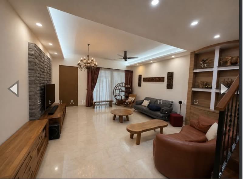 VALUE BUY / Holland Landed For Sale / Mins. To Henry Park Pri Sch !, Moonbeam, Holland Grove, Ming Teck Park, 4 Bedrooms, 2,740 sqft, Terraced House For Sale, by Seraphina Chong, 500235367 - Living Room - PropertyGuru.com.sg