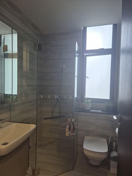 35 Gilstead, 35 Gilstead Road, 3 Bedrooms, 872 sqft, Apartment For Sale, by Yin Lim, 500235374 - Bathroom - PropertyGuru.com.sg