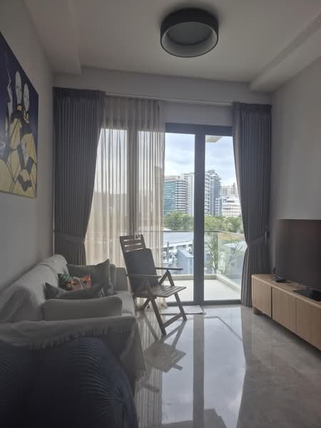 35 Gilstead, 35 Gilstead Road, 3 Bedrooms, 872 sqft, Apartment For Sale, by Yin Lim, 500235374 - Living Room - PropertyGuru.com.sg