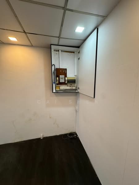 People's Park Complex, 1 Park Road, Boat Quay / Raffles Place / Marina, 120 sqft, Other Retail For Rent, by CAI SHEN, 500235384 - Interior - CommercialGuru.com.sg