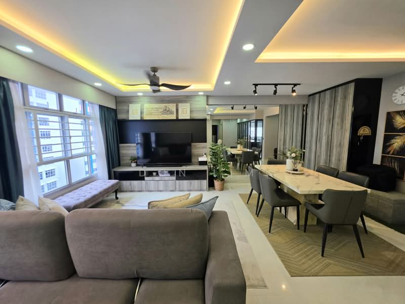 674A Fern Grove @ Yishun, 674A Yishun Avenue 4, 3 Bedrooms, 1,205 sqft, HDB Flat For Sale, by Don Lim, 500235397 - Living Room - PropertyGuru.com.sg