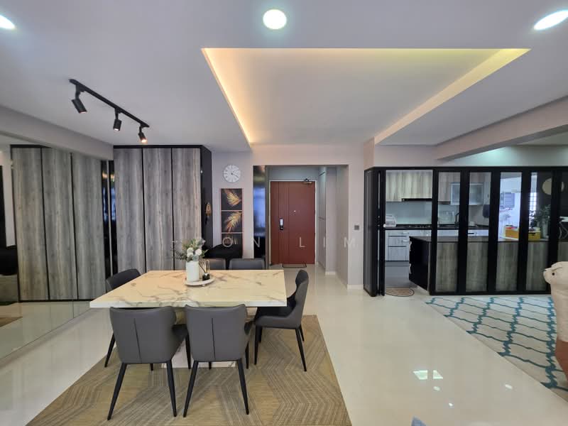 674A Fern Grove @ Yishun, 674A Yishun Avenue 4, 3 Bedrooms, 1,205 sqft, HDB Flat For Sale, by Don Lim, 500235397 - Dining Room - PropertyGuru.com.sg