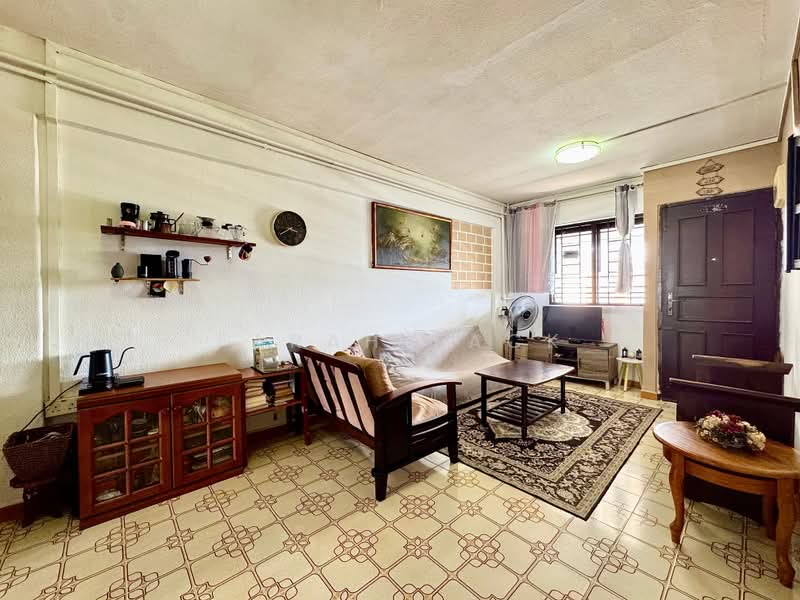 554 Bedok North Street 3, 554 Bedok North Street 3, 2 Bedrooms, 732 sqft, HDB Flat For Sale, by Farah Zack, 500235401 - Living Room - PropertyGuru.com.sg