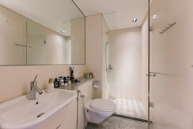 The Edge on Cairnhill, 130 Cairnhill Road, 4 Bedrooms, 2,142 sqft, Condominium For Sale, by Timothy Teo, 500235408 - Bathroom 2 - PropertyGuru.com.sg