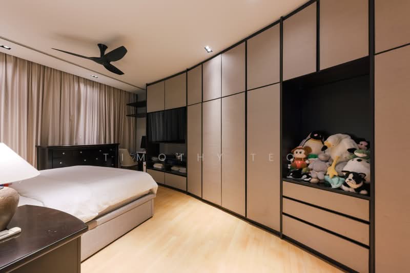 The Edge on Cairnhill, 130 Cairnhill Road, 4 Bedrooms, 2,142 sqft, Condominium For Sale, by Timothy Teo, 500235408 - Master Bedroom - PropertyGuru.com.sg