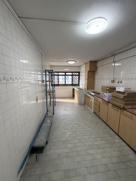 221A Jurong East Street 21, 221A Jurong East Street 21, Boon Lay / Jurong / Tuas, 2 Bedrooms, 980 sqft, HDB Flat For Sale, by Shawn Tan, 500235410 - Kitchen - PropertyGuru.com.sg