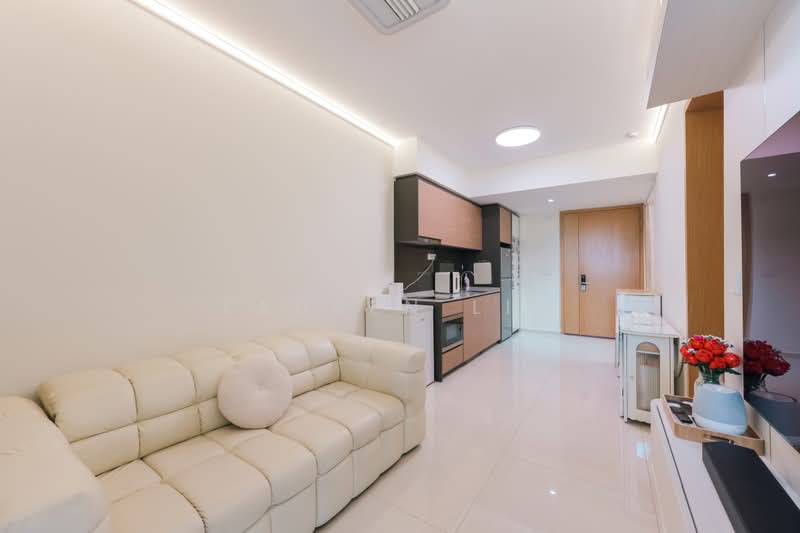 Midwood, 8 Hillview Rise, 1 Bedroom, 549 sqft, Condominium For Sale, by Lauren Lim, 500235411 - Living Room - PropertyGuru.com.sg