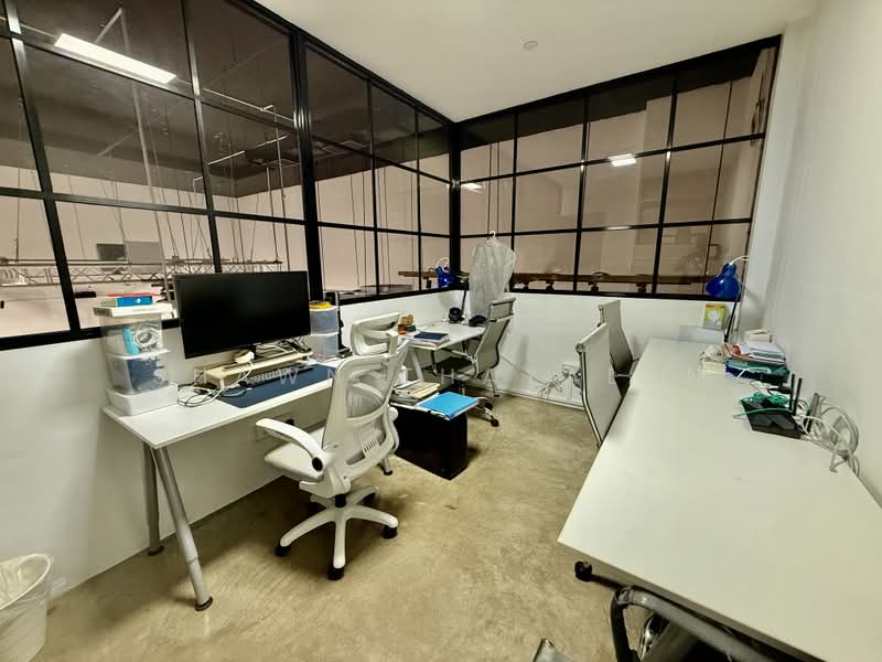 Oxley BizHub, 61 Ubi Road 1, 2,389 sqft, Light Industrial (B1) For Rent, by Shawn Thayalan, 500235417 - CommercialGuru.com.sg
