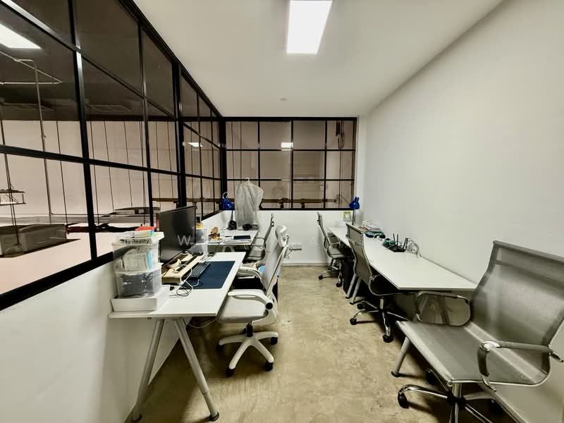 Oxley BizHub, 61 Ubi Road 1, 2,389 sqft, Light Industrial (B1) For Rent, by Shawn Thayalan, 500235417 - CommercialGuru.com.sg