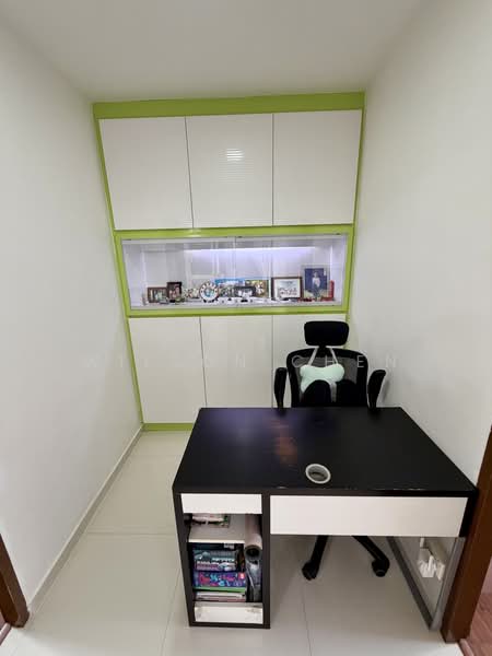 671 Jalan Damai, 671 Jalan Damai, 3 Bedrooms, 1,162 sqft, HDB Flat For Sale, by Wilson Chen, 500235418 - Study - PropertyGuru.com.sg