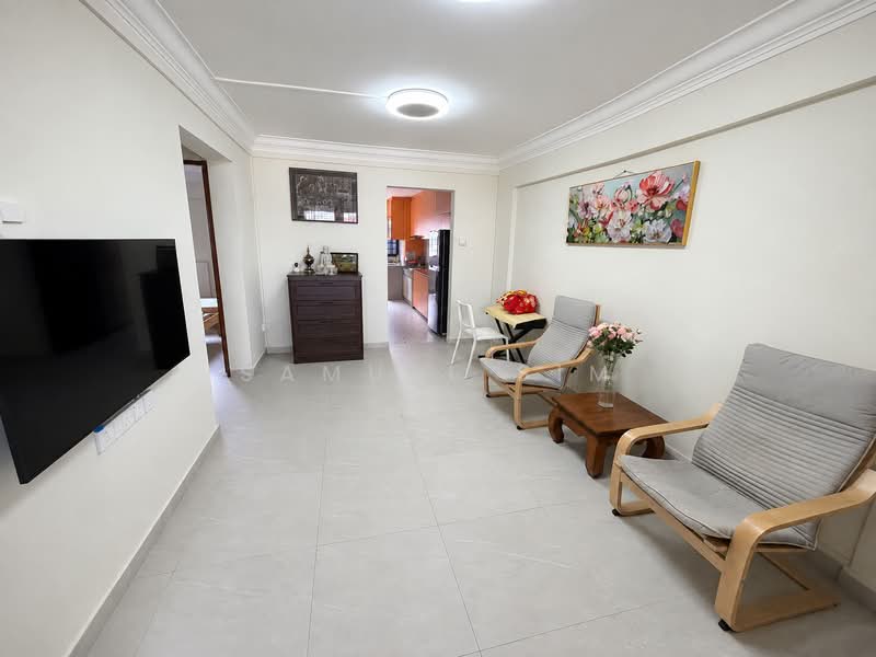 406 Sin Ming Avenue, 406 Sin Ming Avenue, 2 Bedrooms, 689 sqft, HDB Flat For Sale, by Samuel Sim, 500235421 - Living Room - PropertyGuru.com.sg