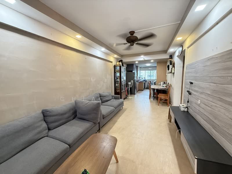 463 Ang Mo Kio Avenue 10, 463 Ang Mo Kio Avenue 10, 2 Bedrooms, 731 sqft, HDB Flat For Sale, by Chia Alexis, 500235430 - Living Room - PropertyGuru.com.sg