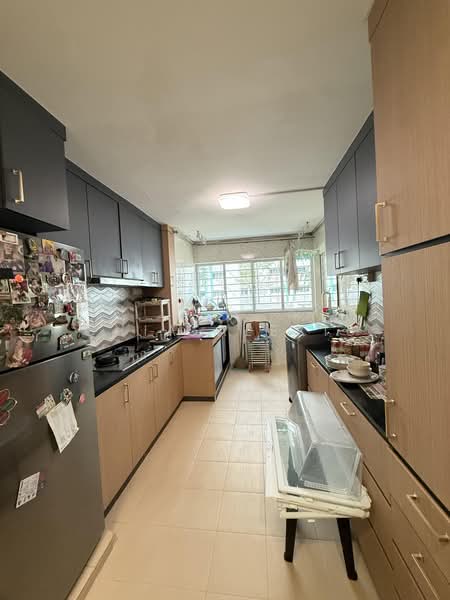 463 Ang Mo Kio Avenue 10, 463 Ang Mo Kio Avenue 10, 2 Bedrooms, 731 sqft, HDB Flat For Sale, by Chia Alexis, 500235430 - Kitchen - PropertyGuru.com.sg
