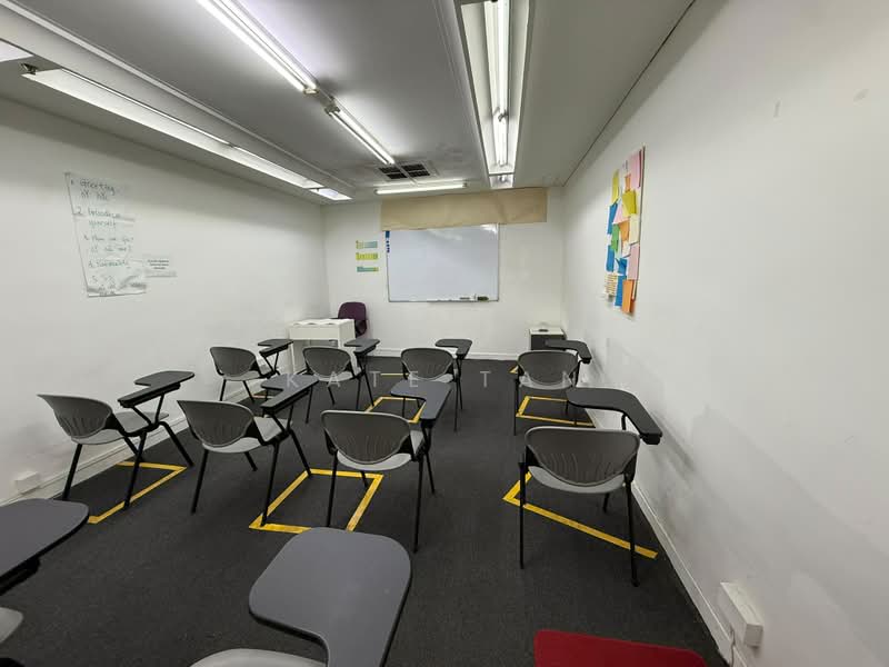Peninsula Shopping Centre, 3 Coleman Street, 355 sqft, Other Retail For Rent, by Kate Tan, 500235431 - Study - CommercialGuru.com.sg