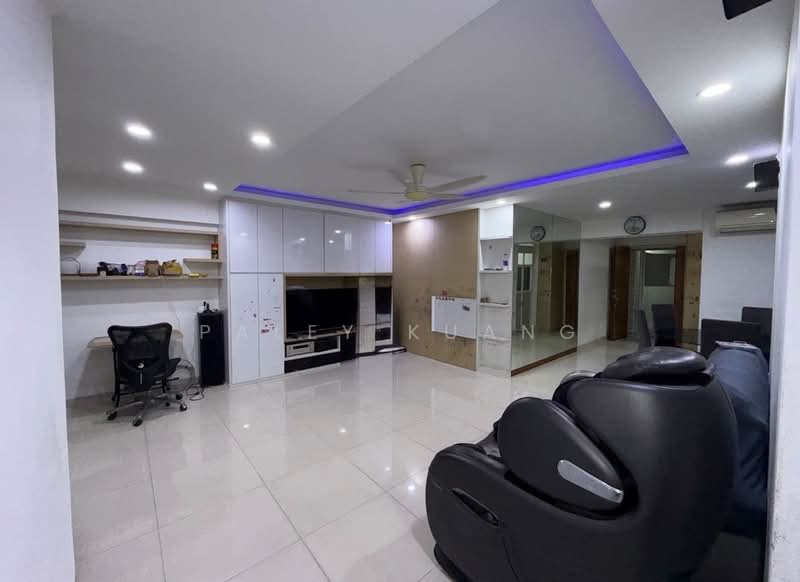 988C Jurong West Street 93, 988C Jurong West Street 93, 3 Bedrooms, 1,184 sqft, HDB Flat For Sale, by Paley Kuang, 500235433 - Living Room - PropertyGuru.com.sg