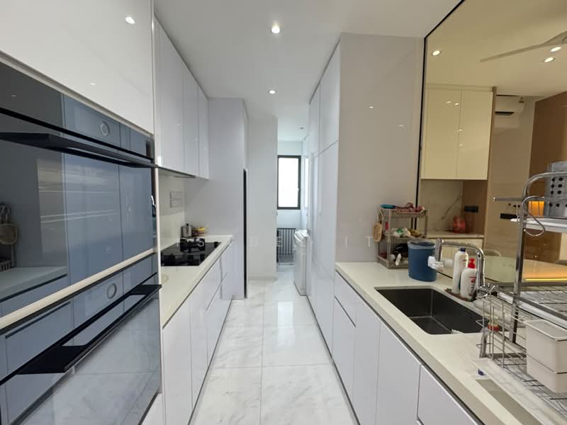 Peak Residence, 333 Thomson Road, 4 Bedrooms, 1,389 sqft, Condominium For Sale, by Isabel It, 500235437 - Kitchen - PropertyGuru.com.sg