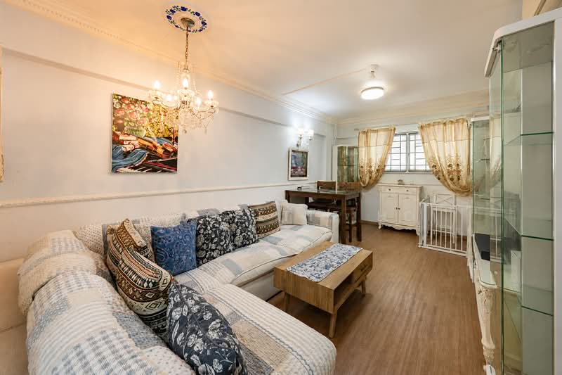 284 Yishun Avenue 6, 284 Yishun Avenue 6, 2 Bedrooms, 797 sqft, HDB Flat For Sale, by Nicolette Ho, 500235439 - Living Room - PropertyGuru.com.sg
