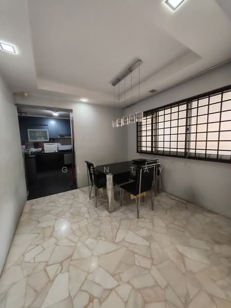 438 Choa Chu Kang Avenue 4, 438 Choa Chu Kang Avenue 4, 3 Bedrooms, 1,141 sqft, HDB Flat For Sale, by Glen Tay, 500235440 - Dining Room - PropertyGuru.com.sg