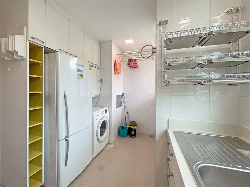 Caribbean at Keppel Bay, 46 Keppel Bay Drive, 2 Bedrooms, 883 sqft, Condominium For Rent, by Nicole Lim, 500235444 - Enclosed Kitchen - PropertyGuru.com.sg