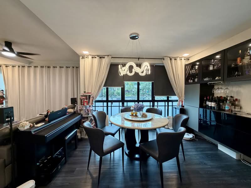 Pinevale, 2 Tampines Street 73, 3 Bedrooms, 1,582 sqft, Condominium For Sale, by Ang ShiQi, 500235448 - Dining Room - PropertyGuru.com.sg