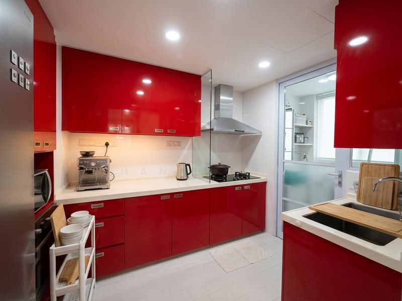 Rivervale Crest, 5 Rivervale Crescent, 3 Bedrooms, 1,142 sqft, Condominium For Sale, by Shanel Liew, 500235450 - Kitchen - PropertyGuru.com.sg