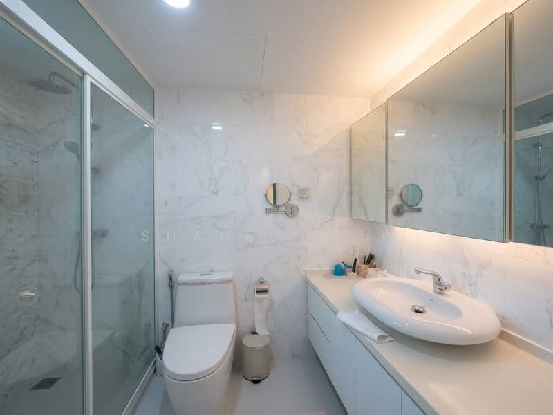 Rivervale Crest, 5 Rivervale Crescent, 3 Bedrooms, 1,142 sqft, Condominium For Sale, by Shanel Liew, 500235450 - Bathroom - PropertyGuru.com.sg