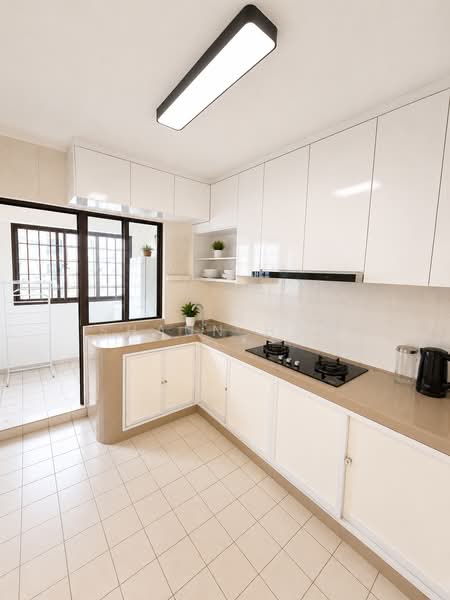 324 Sembawang Close, 324 Sembawang Close, 3 Bedrooms, 1,092 sqft, HDB Flat For Rent, by Shaun How, 500235452 - Kitchen - PropertyGuru.com.sg