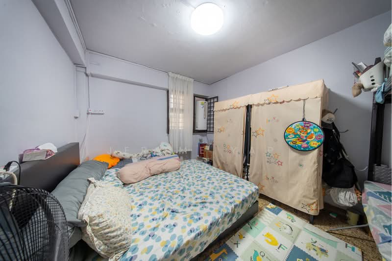 20 Dover Crescent, 20 Dover Crescent, 3 Bedrooms, 700 sqft, HDB Flat For Sale, by Jerome Yap, 500235462 - Bedroom - PropertyGuru.com.sg