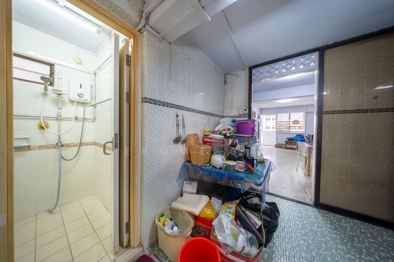20 Dover Crescent, 20 Dover Crescent, 3 Bedrooms, 700 sqft, HDB Flat For Sale, by Jerome Yap, 500235462 - Bathroom - PropertyGuru.com.sg
